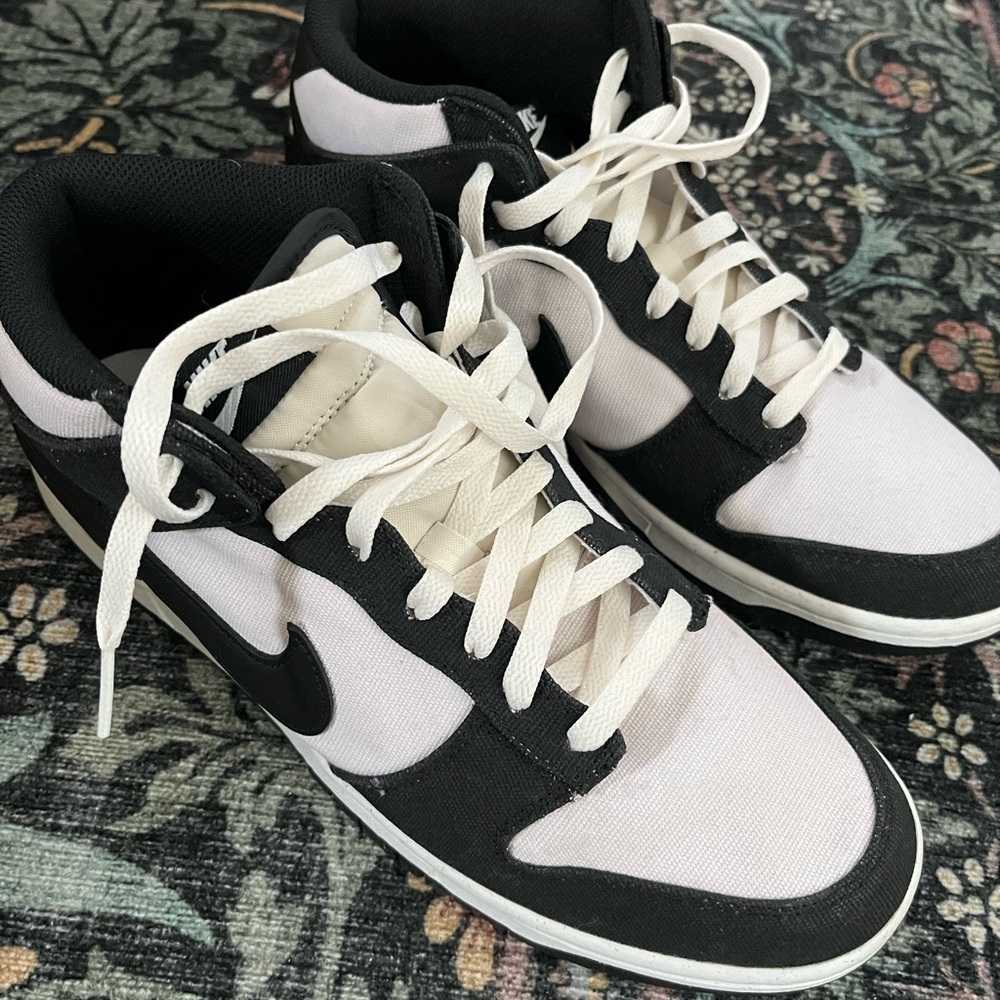 Nike Dunk Mid size 11 - Picture 1 of 3